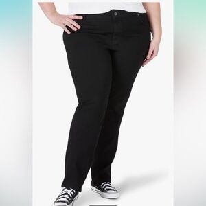 NWT Lee Women's Plus Size Relaxed Fit Straight Leg Jean 18W Long